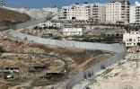 Le mur entre Jérusalem-est et le village d'Anata (d) en Cisjordanie, le 6 février 2017