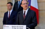 Le Premier ministre Jean Castex et le ministre de la Santé Olivier Véran le 13 juillet 2020 à Paris lors de la signature des accords du "Ségur de la santé"