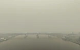 La fumée des incendies de forêt au-dessus de la ville de Pontianka, dans le Kalimantan occidental, le 6 septembre 2026 en Indonésie