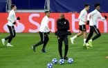 Thierry Henry supervise une séance d'entraînement de l'AS Monaco au Wanda Metropolitano, le 27 novembre 2018, à la velle d'affronter l'Atletico Madrid