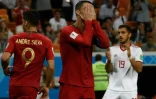 L'attaquant cedette du Portugal Cristiano Ronaldo dépité après avoir manqué un penalty contre l'Iran à Saransk, le 25 juin 2018