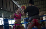  La boxeuse thaïlandaise Nong Rose à l'entraînement, le 15 décembre 2017 à Chachoengsao