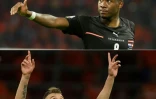 Combo réalisé le 19 juin 2021 avec en haut le capitaine autrichien David Alaba le 17 juin 2021 à Amsterdam et en bas son homologue ukrainein Andriy Yarmolenko à Amsterdam le 13 juin 2021