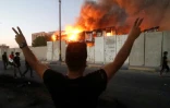 Un bâtiment public en flammes après une manifestation à Bassora, en Irak, le 6 septembre 2018