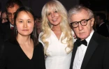 Soon-Yi Previn, Lindsay Lohan, et Woody Allen lors d'une cérémonie à New York, le 7 février 2012