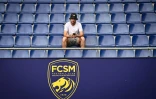 Un supporter du FC Sochaux lors de l'entraînement du club mercredi au Stade Bonal