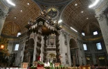 Messe dans la basilique Saint-Pierre au Vatican en présence de mille détenus, le 6 novembre 2016