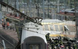 Le train Paris-Limoges accidenté en gare de Brétigny-sur-Orge, le 12 juillet 2013 près de Paris