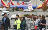 Des grévistes de Boeing après un rassemblement du syndicat IAM à Seattle aux Etats-Unis, le 15 octobre 2024