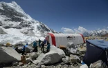 La clinique du camp de base de l'Everest, le 24 avril 2018