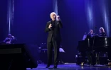 Le chanteur Charles Aznavour en concert à Bercy, le 13 décembre 2017 à Paris