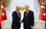 Le vice-président américain Joe Biden et le président Recep Tayyip Erdogan au palais présidentiel d'Ankara, le 24 août 2016