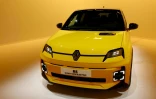 Renault compte notamment sur l'accélération de sa nouvelle R5 électrique, lancée en septembre