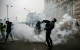 Violences lors de la manifestation des "gilets jaunes" à Paris le 5 janvier 2019
