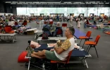 Des personnes évacuées à cause des incendies ont été accueillies au Parc des Expositions de Bordeaux, le 25 juillet 2026