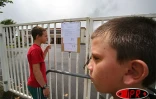 Mardi 14  février 2006 - 

les établissements scolaires de la Plaine des Palmistes sont fermés jusqu'à jeudi. Des élèves ont  été incommodés par des odeurs d'insecticides