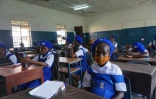 Des écolières sierra-léonaises en classe à Freetown le 5 octobre 2020