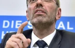Le ministre autrichien de l'Intérieur Herbert Kickl, membre du parti d'extrême droite FPÖ, lors d'une conférence de presse, à Vienne le 20 mai 2019
