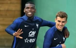 Le milieu de terrain Paul Pogba et l'attaquant Antoine Griezmann, lors d'un entraînement à Neustift, le 1er juin 2016
