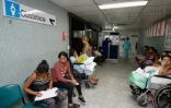 Des patientes enceintes et infectées par le virus Zika attendent d'être examinées à l'hôpital universitaire de Cucuta en Colombie, le 25 janvier 2016