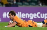 Le centre sud-africain de Montpellier, Johan Goosen, marque un essai lors de la finale du Challenge européen contre Leicester, au stade de Twickenham, le 21 mai 2021