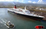 Le Queen Elizabeth II en escale pour une journée au port de la Pointe des Galets le mardi 25 mars 2003