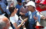 Mercredi 21 mai 2003 - Plus de 5 000 personnes ont manifesté à Saint-Denis pour le maintien des emplois aidés. Des rencontres ont eu lieu avec les élus du conseil général, notamment. Une brève tension a eu lien en fin de manifestation avec les forces de p