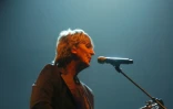 Le chanteur Jacques Higelin se produit le 27 Avril 2006, lors de la 30e édition du "Printemps de Bourges"
