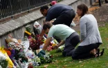 Des gerbes de fleurs en hommage aux victimes du carnage dans deux mosqués de Christchurch, le 16 mars 2019 en Nouvelle-Zélande