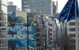 Une fresque murale "The Future of Europe" devant le siège de la Commission européenne, le 25 mars 2021 à Bruxelles