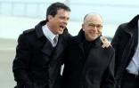Bernard Cazeneuve, ici photographié le 13 février 2015 avec Emmanuel Valls, va-t-il succéder au 1er minsitre ?