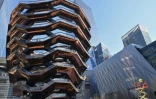 Une vue du "Vessel" (le Vaisseau), structure controversée dotée de 154 escaliers et pièce centrale du vaste espace public aménagé au coeur des Hudson yards