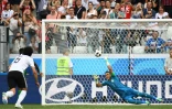 Le vétéran égyptien Essam El-Hadary stoppe un penalty contre l'Arabie saoudite à  Volgograd, le 25 juin 2018