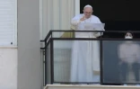 Le pape au balcon de l'hôpital Gemelli à Rome le 11 juillet 2021