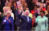 Le roi Charles III et la reine consort Camilla assistent au concert célébrant leur couronnement, le 7 mai 2023 au château de Windsor, à Londres