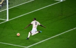 L'attaquant du PSG Romelu Lukaku inscrit le premier de ses deux buts face au PSG, le 6 mars 2019 au Parc des Princes