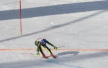 Mikaela Shiffrin franchit la ligne d'arrivée du slalom des Mondiaux d'Are, le 16 février 2019 