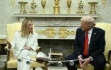 Le président américain Donald Trump et la Première ministre italienne Giorgia Meloni lors d'une rencontre dans le Bureau ovale de la Maison Blanche, le 17 avril 2025 à Washington