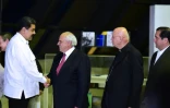 Le président Nicolas Maduro, le secrétaire général de l'Union des nations sud-américaines (Unasur) Ernesto Samper, le médiateur du Vatican Monseigneur Claudio Maria Celli et l'ex- président du Pananama Martin Torrijos le 30 octobre 2016 à Caracas