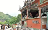 Une mosquée détruite par une frappe indienne le 7 mai 2025 à Muzaffarabad, capitale du Cachemire pakistanais