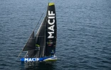 Charlie Dalin Ă bord de Macif, le 10 novembre 2024 au large des Sables-d'Olonne