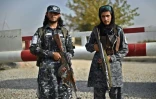 Des combattants talibans travaillant comme policiers montent la garde le 3 octobre 2021 à Kaboul