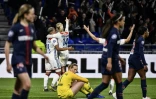 Les joueuses de l'Olympique lyonnais et du Paris-Saint Germain lors du match de Division 1 entre les deux équipes le 13 avril 2019 à Décines-Charpieu (Rhône)