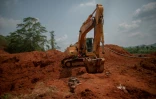 Une pelleteuse sur un site d'orpaillage illégal, le 21 septembre 2021 à Sao Felix do Xingu, dans l'Etat du Para, au Brésil