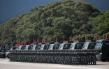 Les soldats de l'Armée de Libération du Peuple attendent de défiler pour le président chinois Xi Jinping, le 30 juin 2017 à Hong Kong