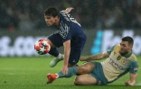 Le milieu portugais du Paris SG Joao Neves (à gauche) lors du match de Ligue des champions contre Manchester City le 22 janvier 2025 à Paris
