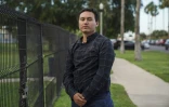 Diego Ayala, propriétaire d'une entreprise de jardinage, le 24 octobre 2026 à McAllen, au Texas