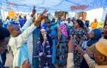 Des partisans de Mahamat Idriss Déby Itno, ex-chef de la junte élu président, célèbrent sa victoire, le 16 mai 2024 à N'Djamena