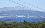 Le "Pont de Peljesac" à Ston (Croatie), le 18 juillet 2022