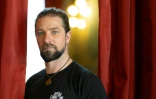 Jérémie Strauss, cintrier à l'Opéra-Comique et dépositaire d'un métier appelé à s'automatiser, le 1er juin 2026 à Paris